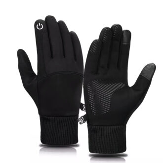 Outdoor warm thermal gloves with touchscreen enabled fingers and thumbs